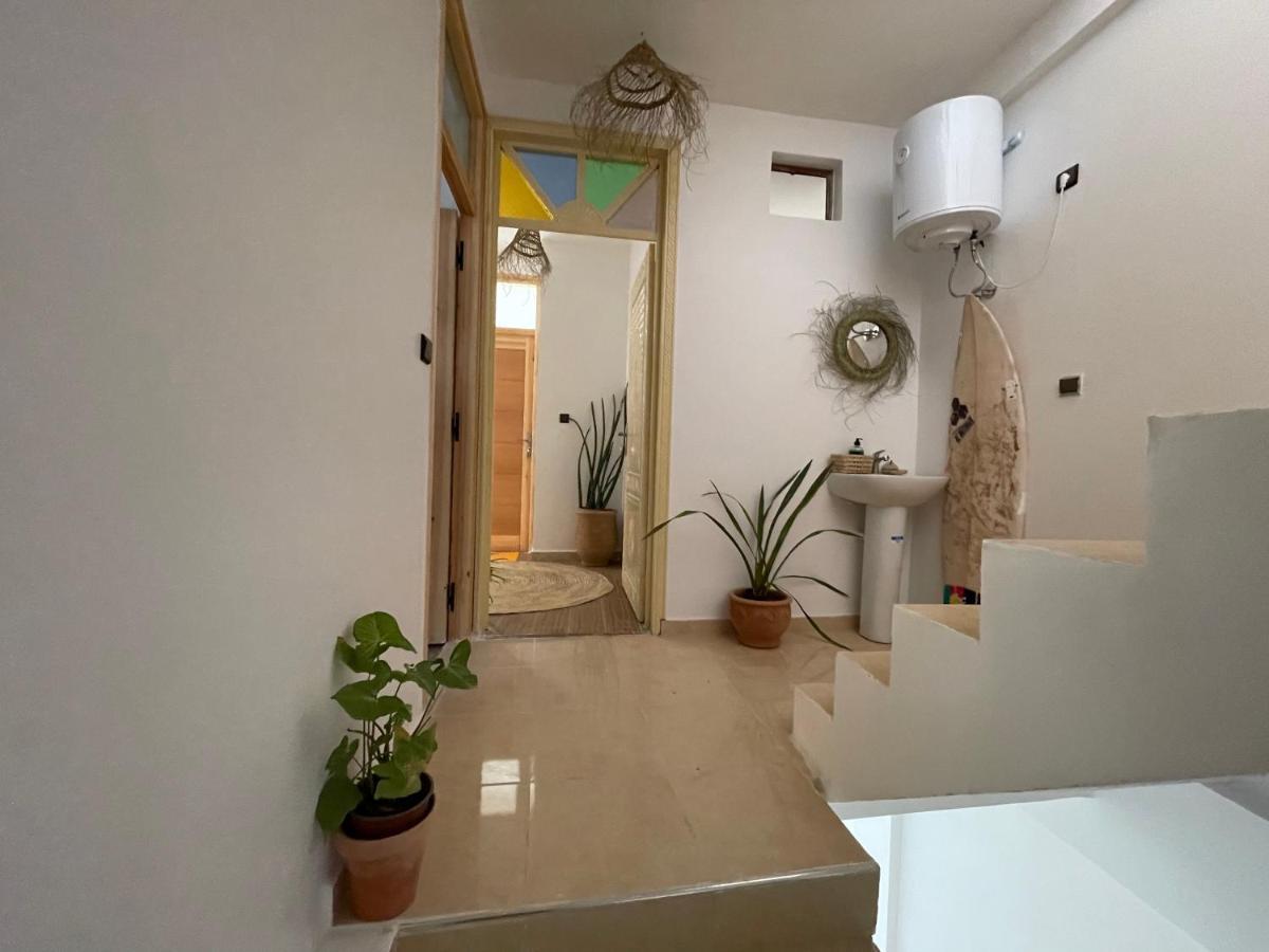タガズー Jungle Surf Houseホステル エクステリア 写真